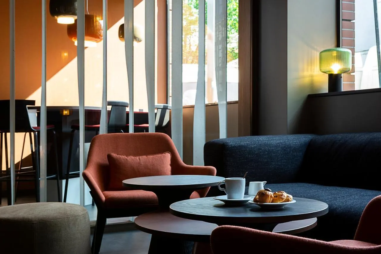 Отель Oceania Paris Porte De Versailles 4*