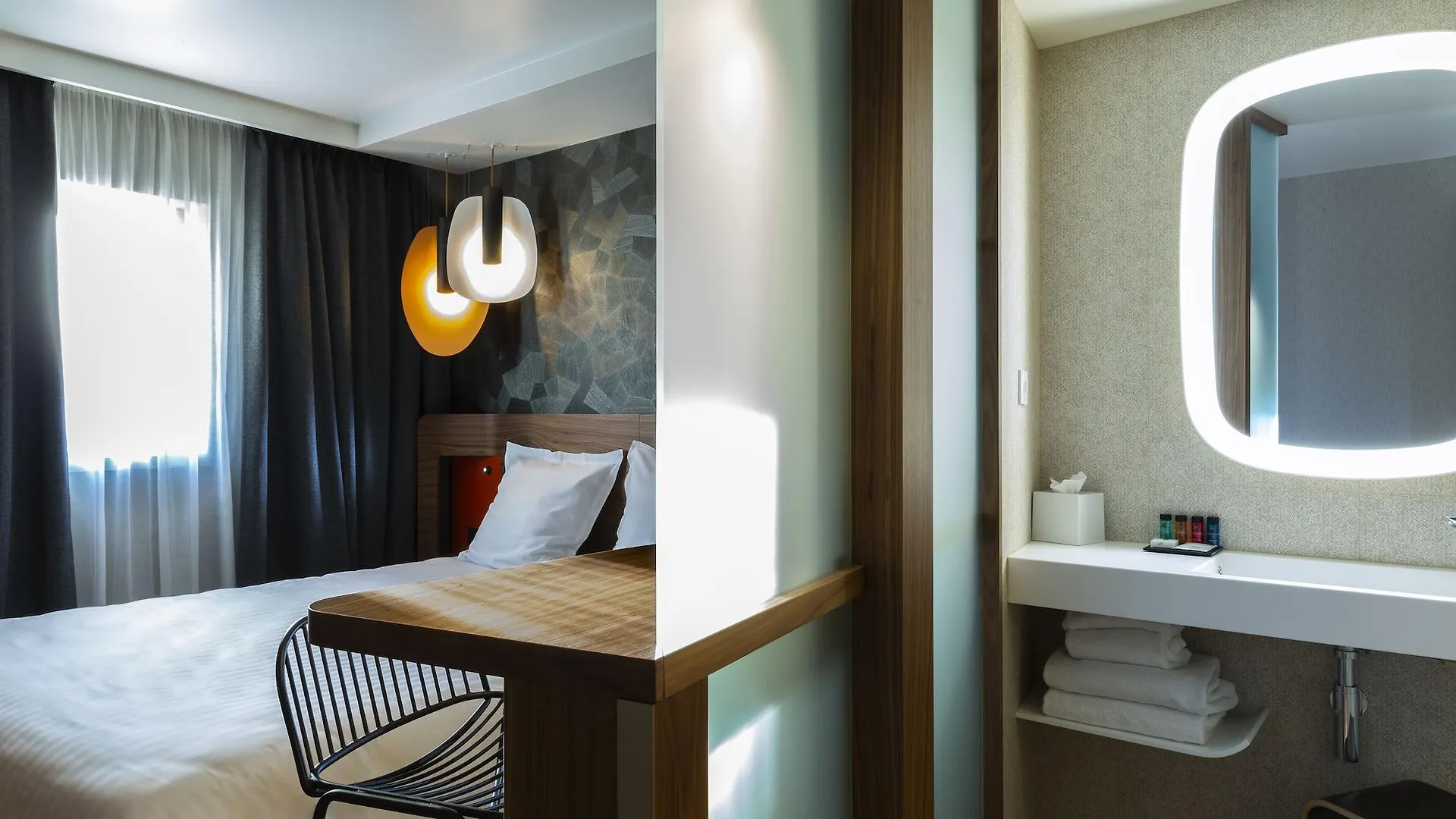 Отель Oceania Paris Porte De Versailles 4*